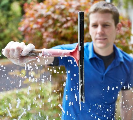04 ways cleaning house man washing window